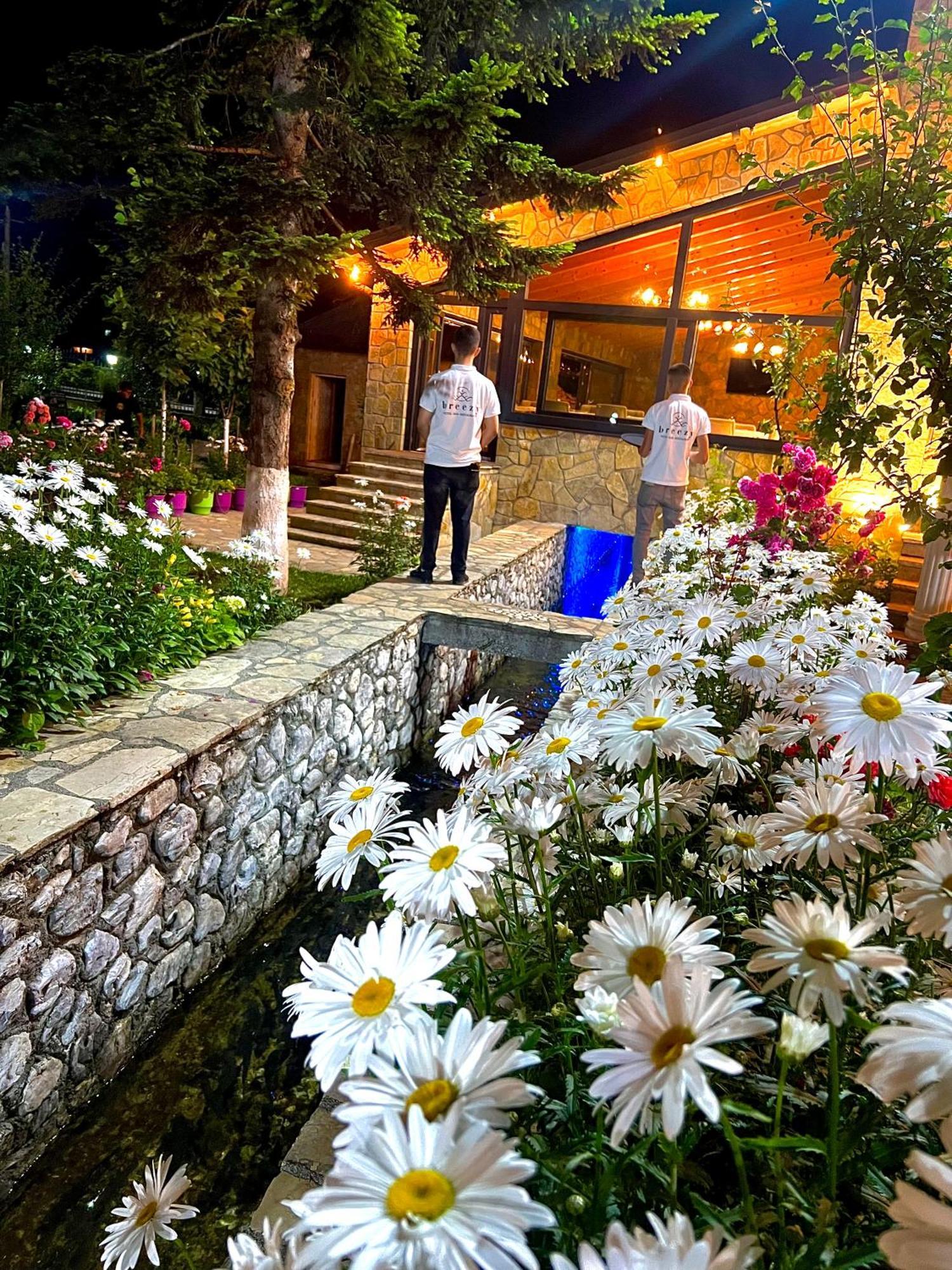 Breezy Hotel Valbone Ngoại thất bức ảnh