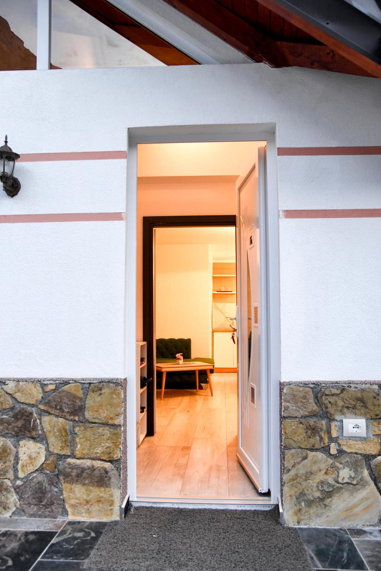 Breezy Hotel Valbone Ngoại thất bức ảnh