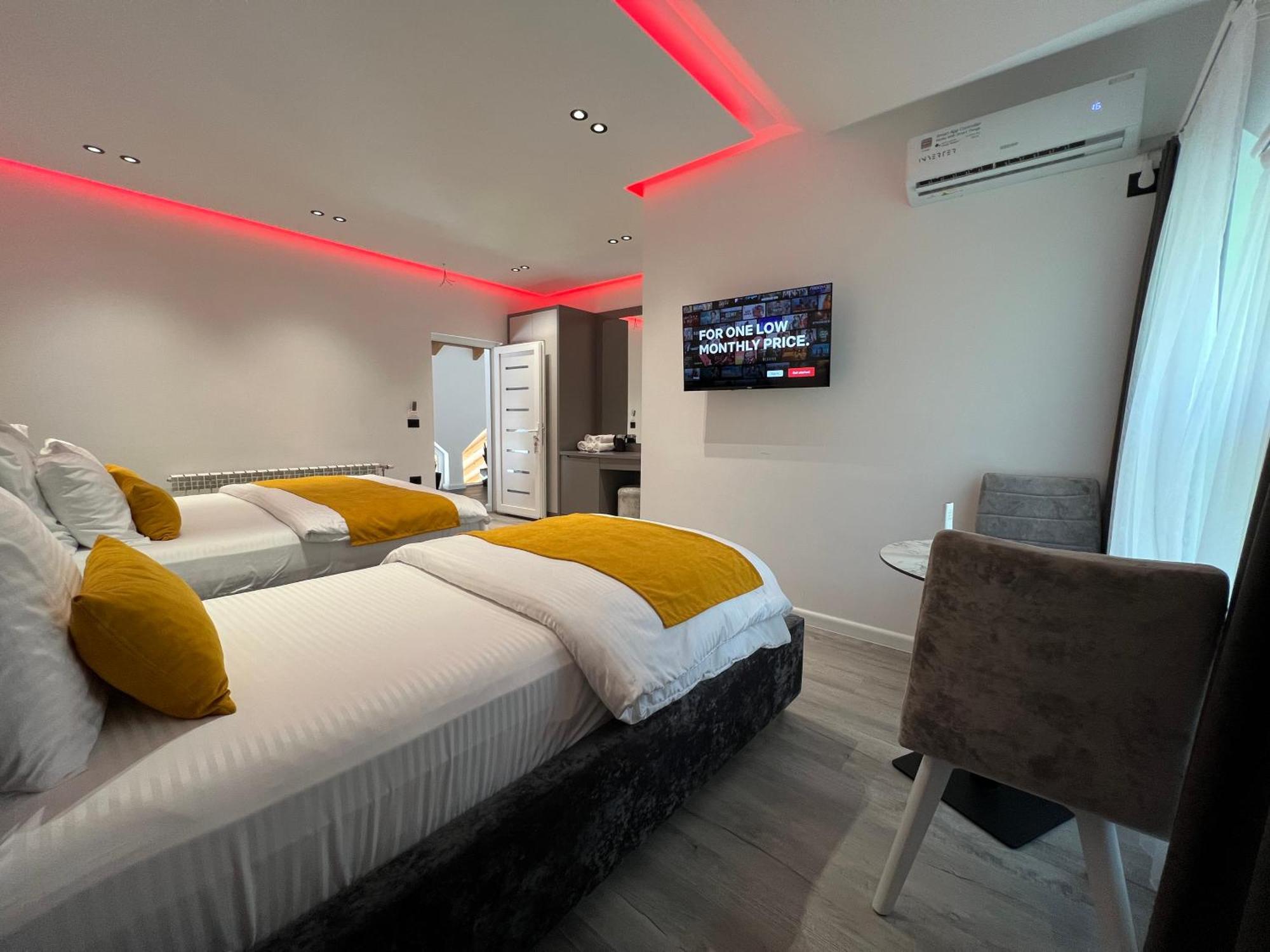 Breezy Hotel Valbone Ngoại thất bức ảnh