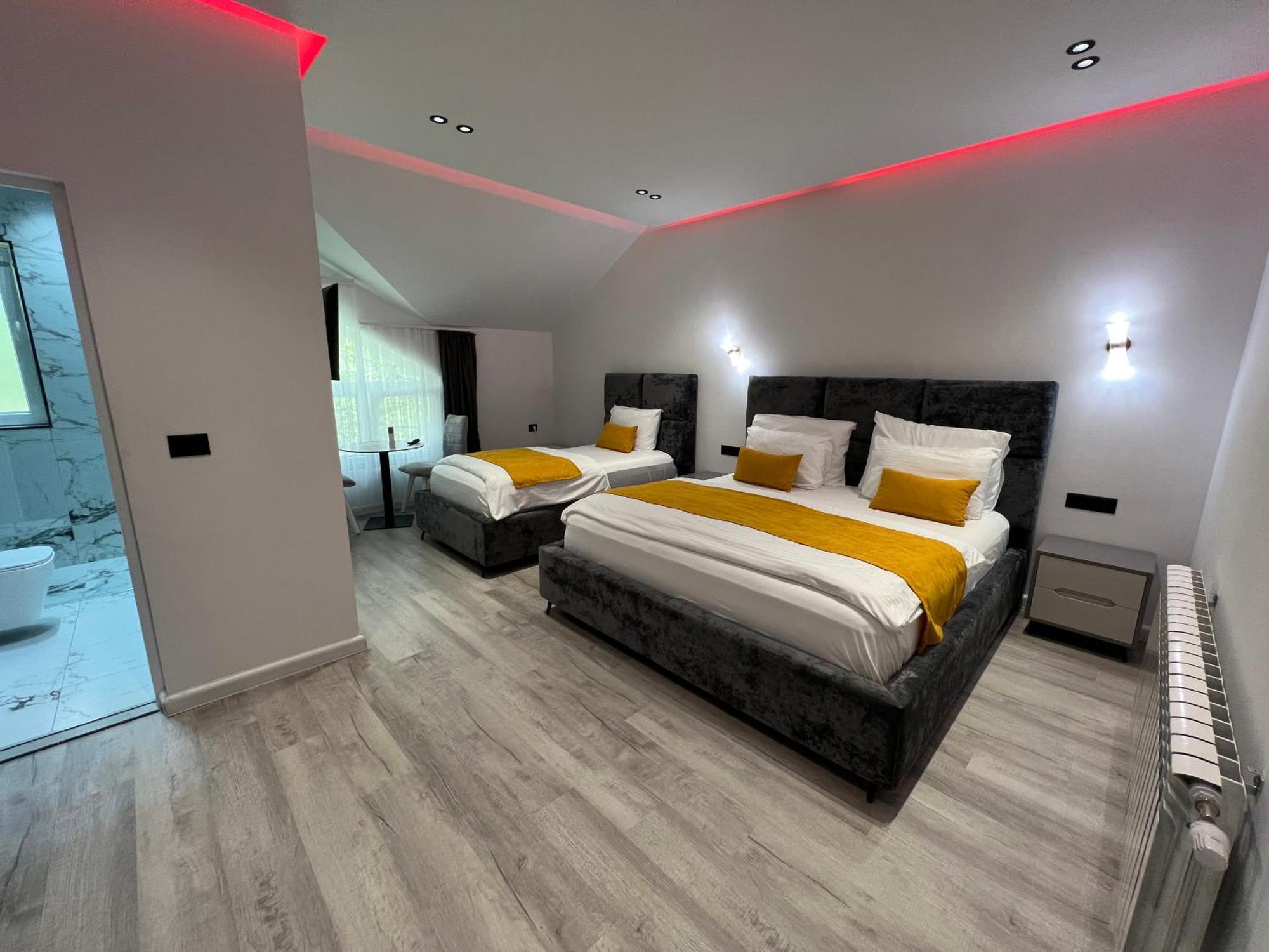 Breezy Hotel Valbone Ngoại thất bức ảnh